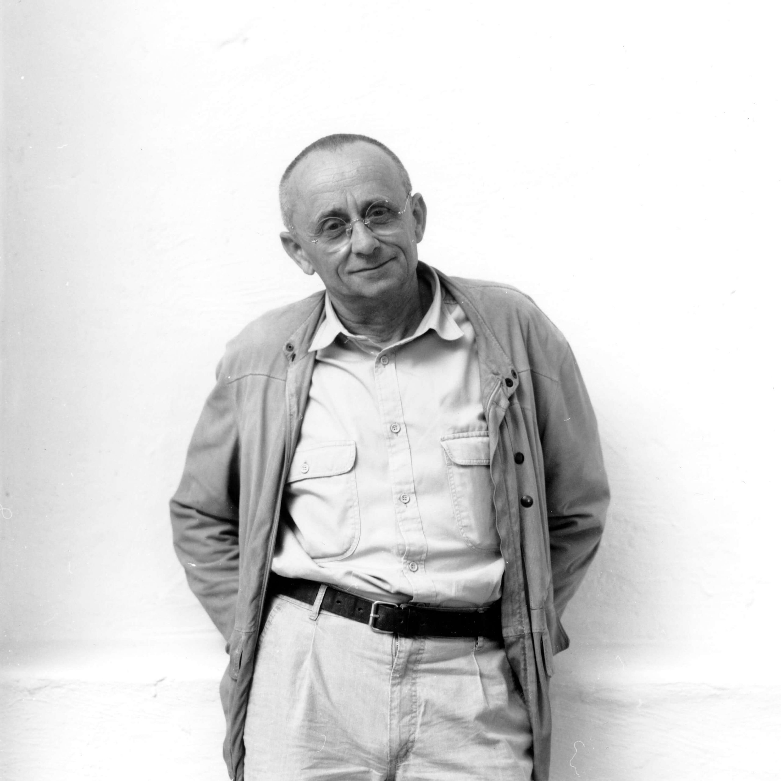 atelierhaus_neue_schule_karlsruhe_kunst_fotografie_thilo_mechau_architekt_heinz_bienefeld_02 Hermann J. Roth Dendrimer 2 Tischobjekt