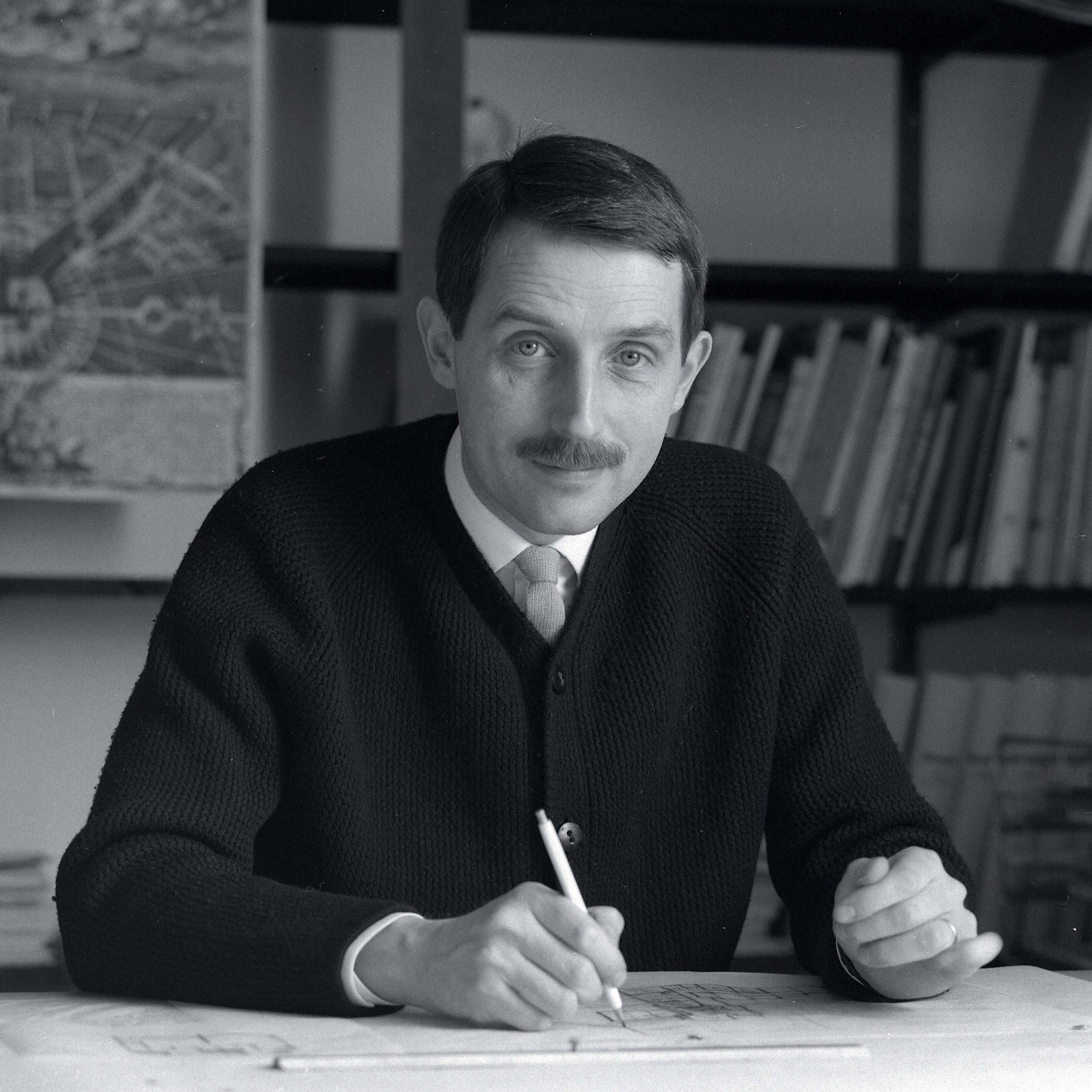 atelierhaus_neue_schule_karlsruhe_kunst_fotografie_thilo_mechau_prof_reinhard_gieselmann_architekt Hermann J. Roth Hohlraum gegliedert Tischobjekt
