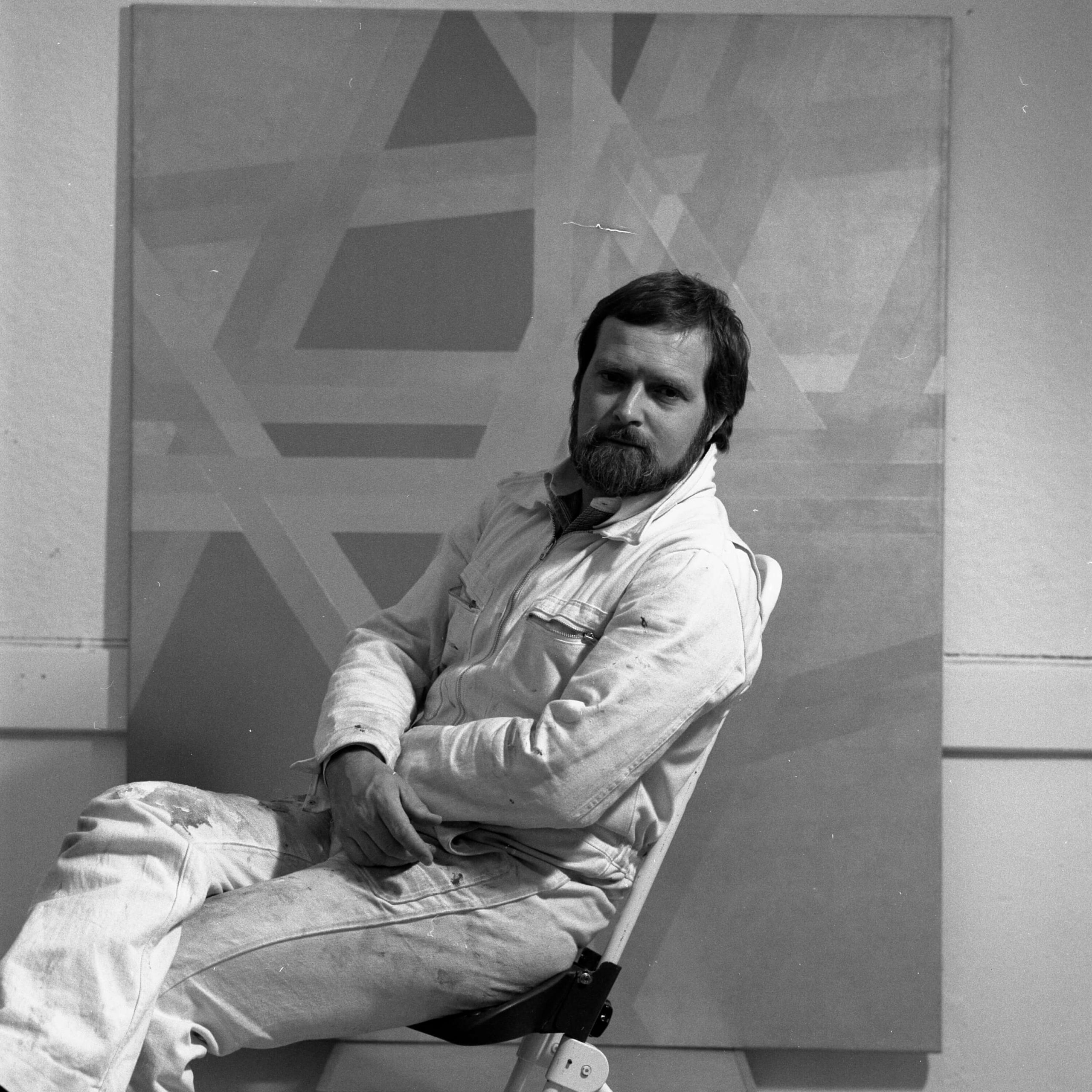 atelierhaus_neue_schule_karlsruhe_kunst_portrait_fotografie_thilo_mechau_maler_claus_peter_koch Hermann J. Roth Porphyrin Metamorphose Tischobjekt